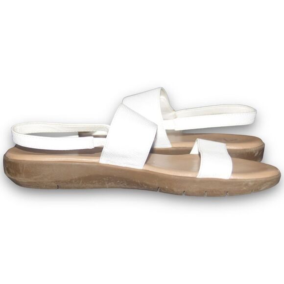 A2 Aerosoles White Sandals size women's 8 - Picture 4 of 11
